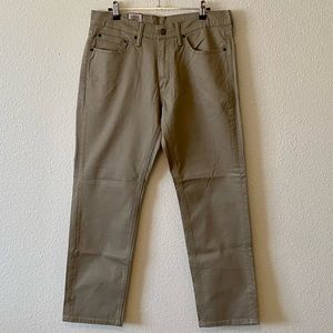 Mens Levi Khaki Athletic Fit